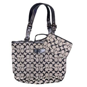 COACH Purse Black Hampton Signature Tote/Shoulder Bag and wristlet/wallet